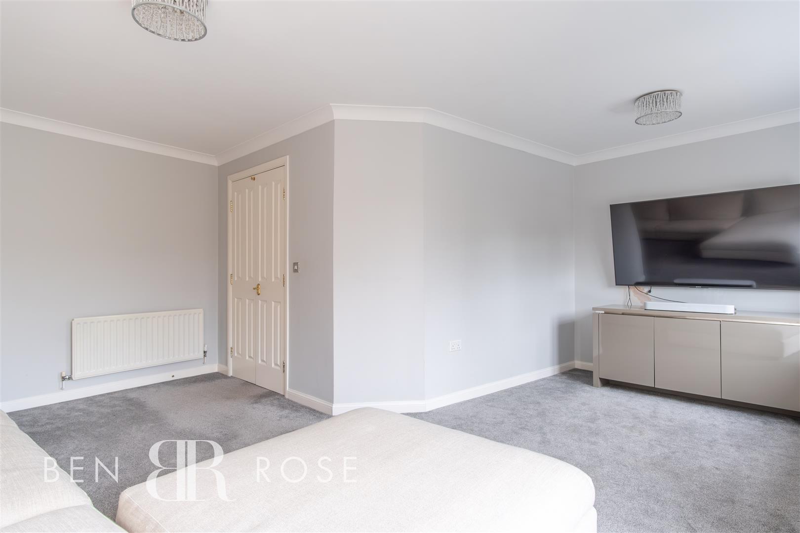 Rawstorne Crescent, Preston